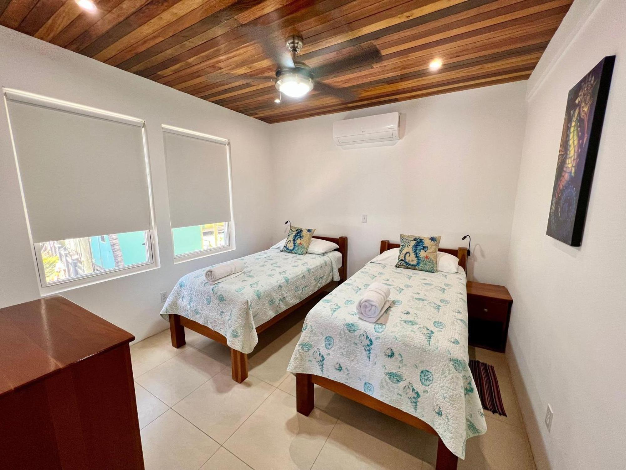 Velento Oceanfront #2 Vila Caye Caulker Exterior foto